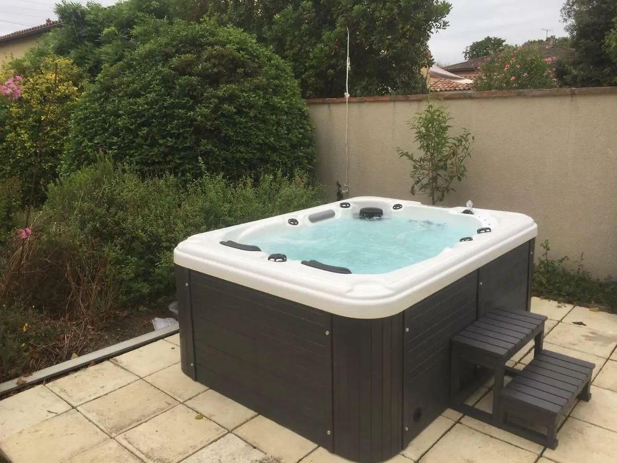 Appartement Les jardins de launaguet 0*,